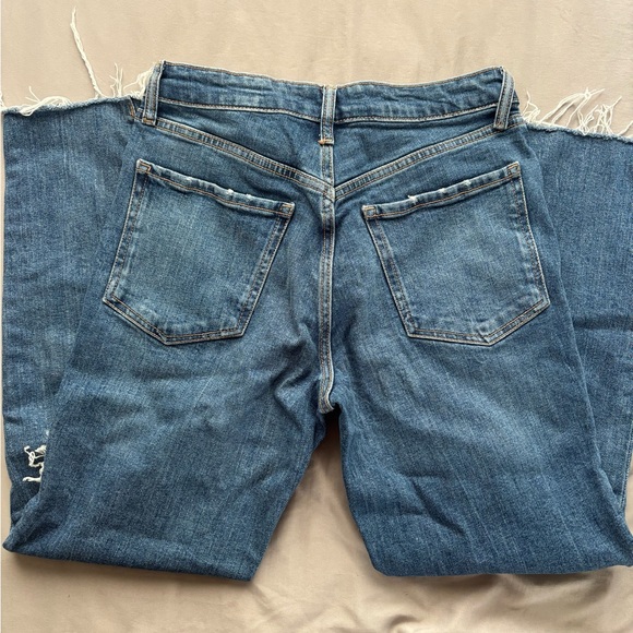 Old Navy Women's Blue Straight Leg Distressed Jeans - Picture 3 of 3